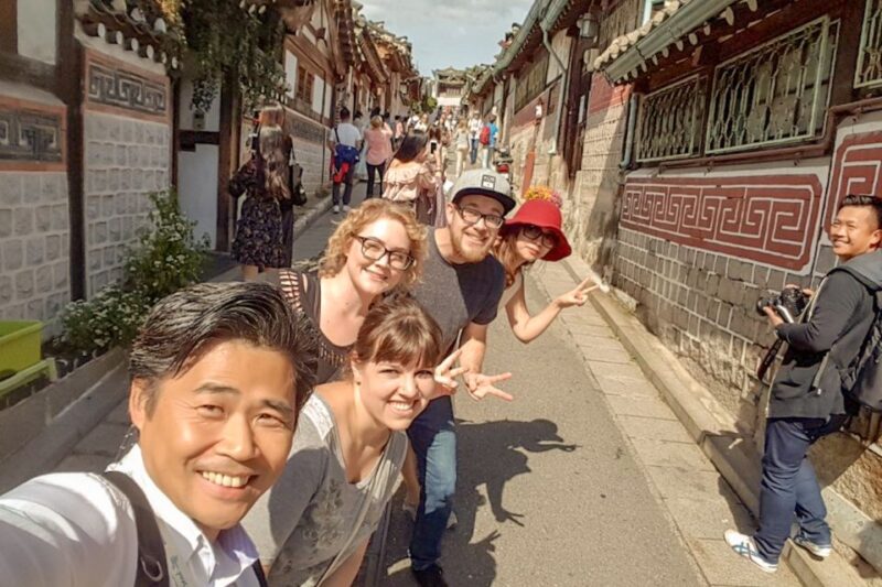 Seoul: Gyeongbok Palace and Bukchon Hanok Walking Tour - Tour Details