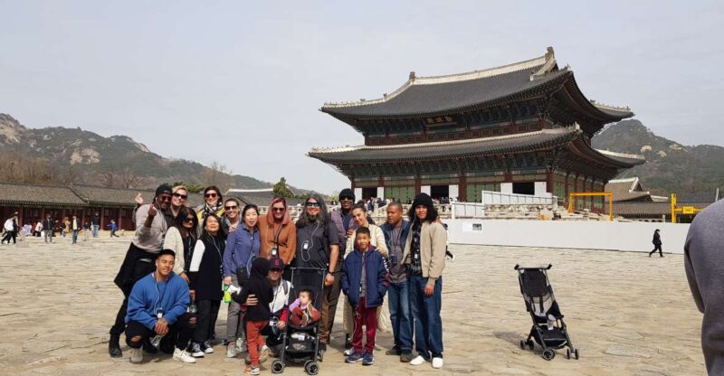 Seoul: Gyeongbokgung Palace Half Day Tour - Architectural Highlights