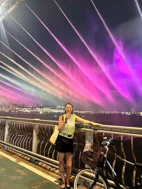 Seoul: Han River Sunset Bike Tour with Rainbow Fountain Show - Key Points
