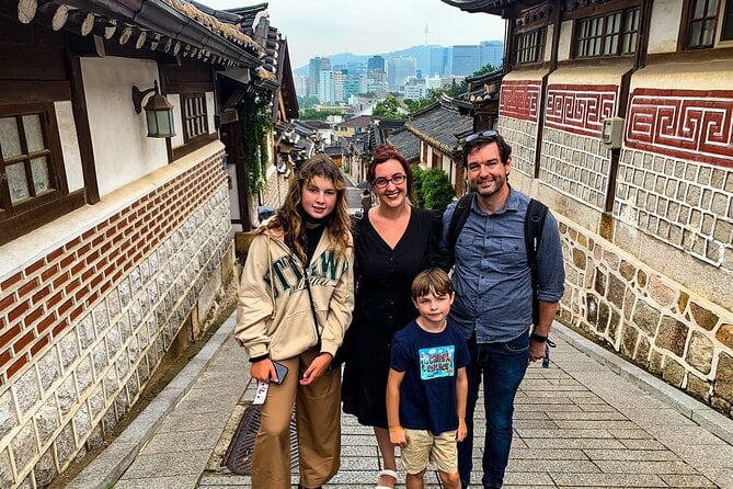 Seoul Highlights & Hidden Gems Tours by Locals: Private + Custom - Customer Reviews and Rating