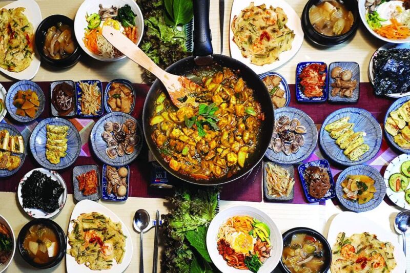 Seoul: Korean Cooking Class at a Local Home and Market Tour - Class Details