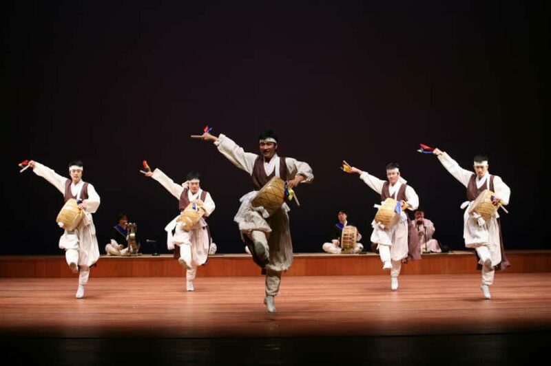 Seoul: Korean Traditional Music Museum & Live Concert Tour - Experience Overview