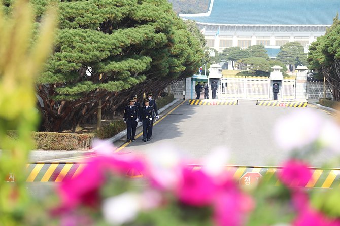 Seoul Layover Private Tour From Incheon Airport - Inclusions and Logistics