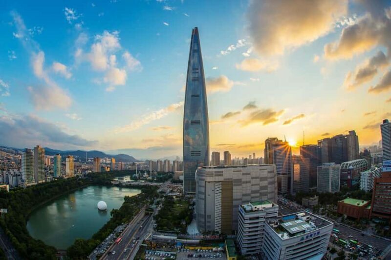 Seoul: Lotte World Tower Seoul Sky Observatory Ticket - Introduction: The Allure of Seoul Sky