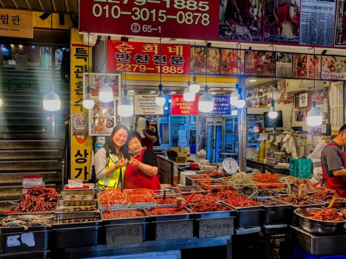 Seoul: Market Food Tour & Evening Ebike Ride - Exploring Bukchon Hanok Village