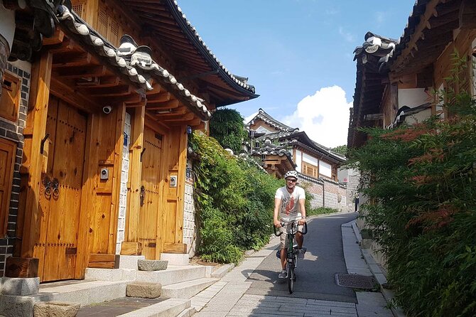 Seoul Morning E-bike Tour - Tour Duration and Group Size