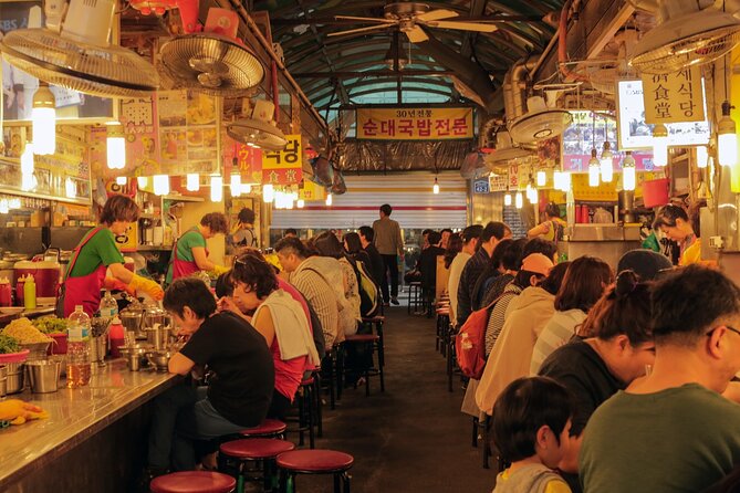 Seoul : Namdaemun Market Gastroventure Tour - Exploring Vibrant Market Atmosphere