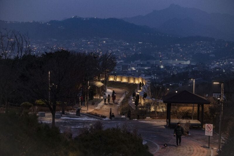 Seoul: Nighttime Hidden Gems Walking Tour - Meeting Point