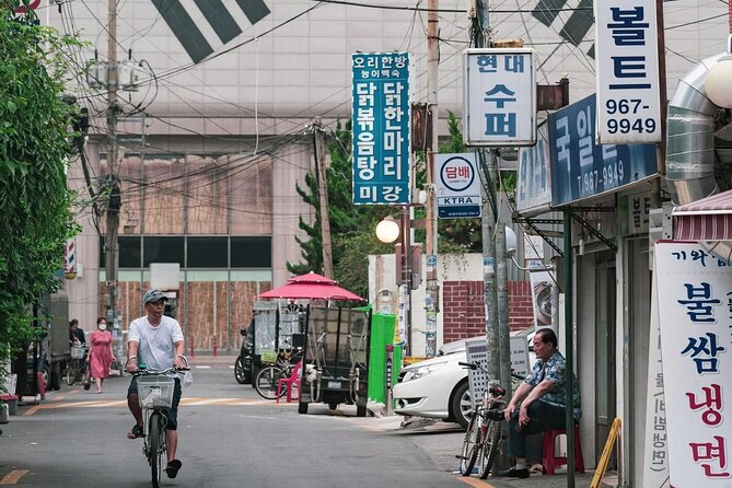 Seoul: Oriental Medicine&Optional Temple Vegan Cooking Class - Private Airport Transfer