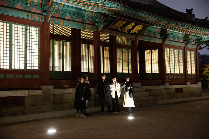 Seoul: Palace, Temple and Market Guided Foodie Tour at Night - Highlights of the Tour