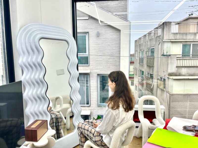 Seoul: Personal Color, Fashion, and Make-up Analysis Session - Group Experience and Availability