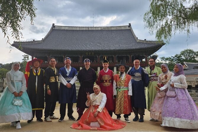 Seoul Private 4 Hour Tour With a Korean Buddy - Insiders Perspective on Culture