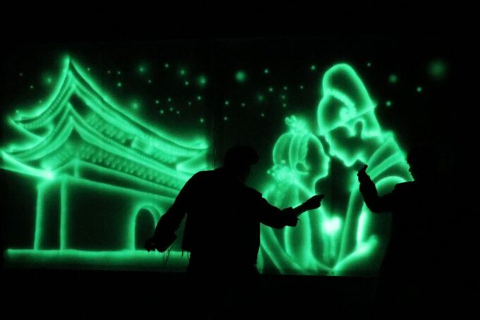 Seoul: The Painters Live Art K-Pop Dance Show - Why Experience This Show