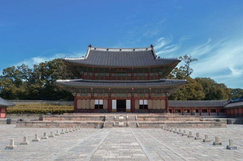 Seoul: UNESCO Heritage Palace, Shrine, and More Tour - Bukchon Hanok Village