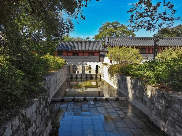 Seoul UNESCO Heritage Palace, Shrine, and More Tour - Bukchon Hanok Village