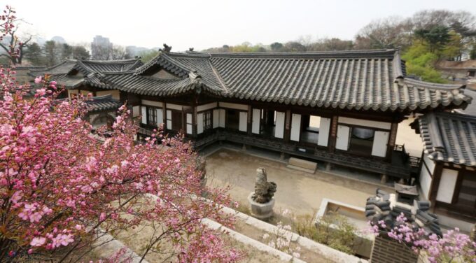 Seoul: UNESCO Heritage Palace, Shrine, and More Tour - Highlights