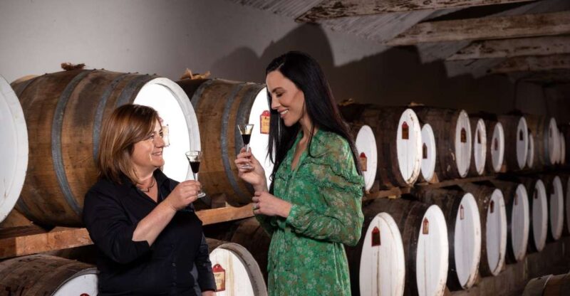 Seppeltsfield Winery: Tour and 100-Year-Old Wine Tasting - Maturing Single Barrels