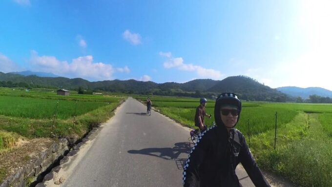 Serene Cycling in Arashiyama: Electric Bike Tour With Guide - Meeting Point and Transportation