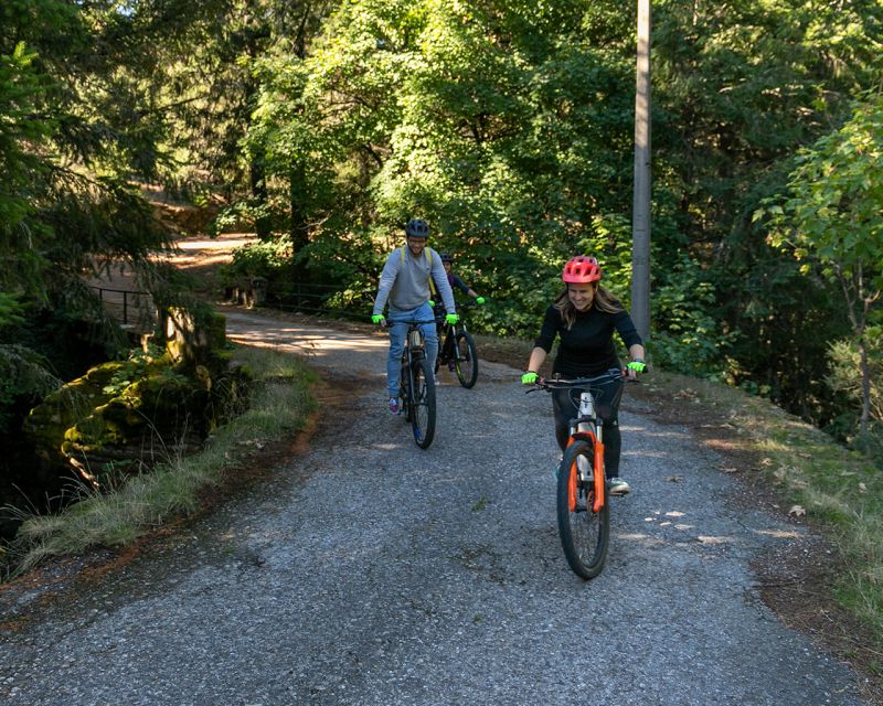 Serra Da Estrela: Private E-Bike Tour With Observatory - Tour Duration and Languages