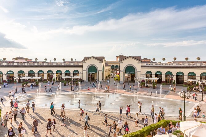 Serravalle Outlet Shopping Mall Shuttle Bus - Accessibility and Group Size