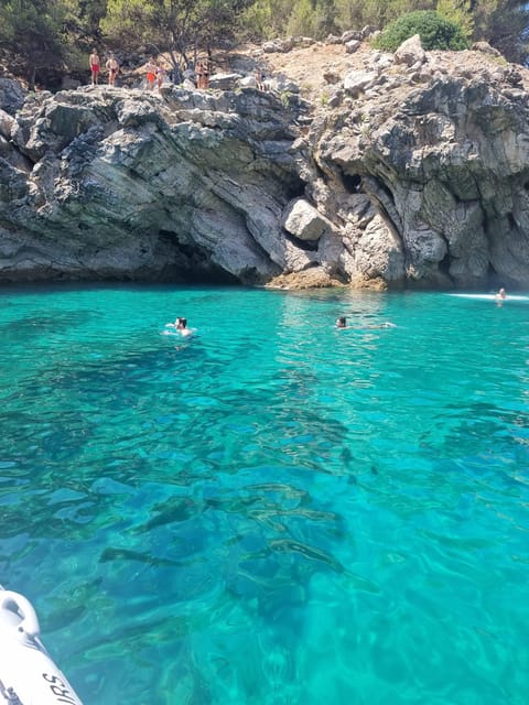 Sesimbra: 3 Bays Tour - What to Bring