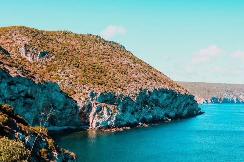 Sesimbra: Arrábida Beaches & Caves Boat Tour With Snorkeling - Itinerary Highlights