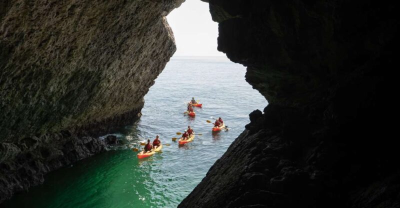 Sesimbra: Arrábida Natural Park Kayak Tour - Included Amenities