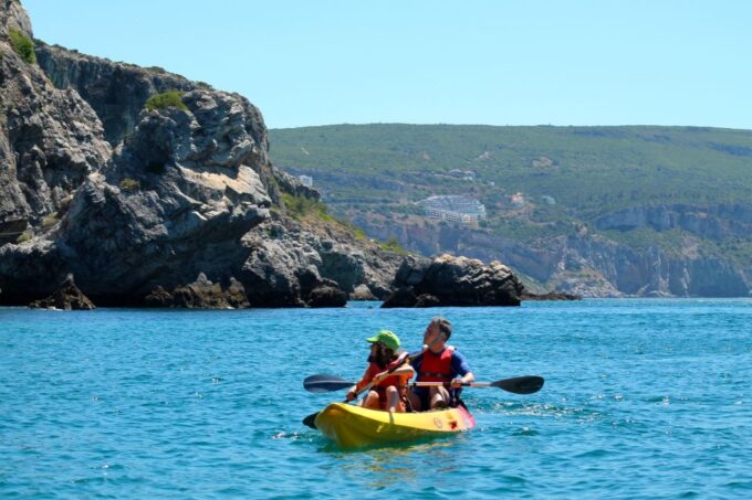 Sesimbra: Arrábida Natural Park Kayak Tour - Scenic Coastal Passage