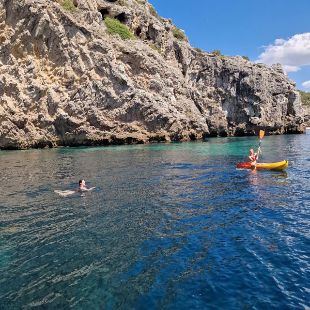 Sesimbra: Boat Tour With Lunch at Portinho Da Arrabida - Pricing and Inclusions