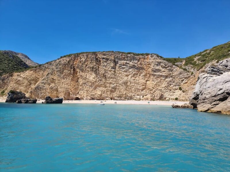 Sesimbra: Boat Trip Along Beaches and Bays With Snorkeling - Included Amenities