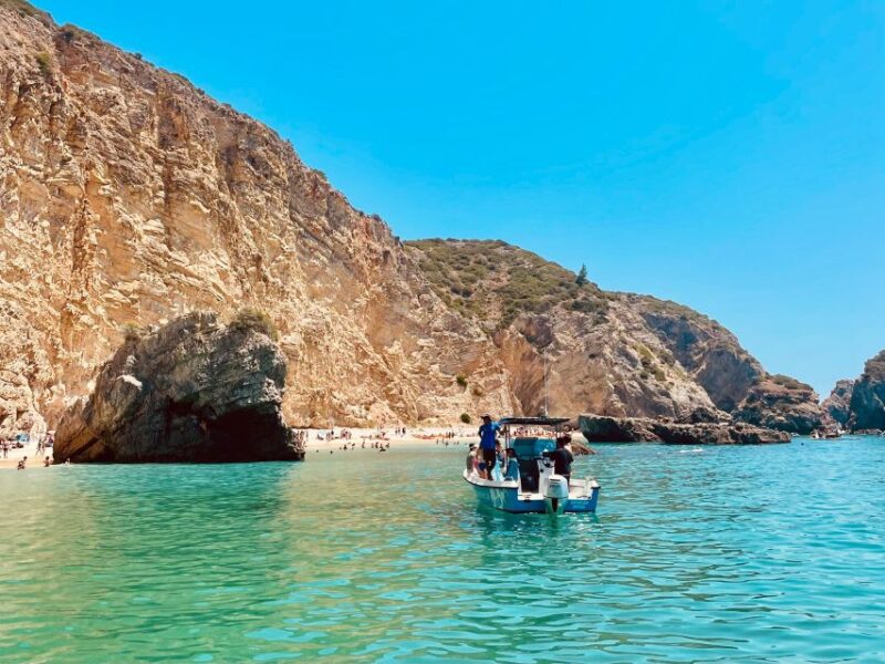 Sesimbra: Private Boat Tour of the Beaches of Arrábida Natural Park - Meeting Point