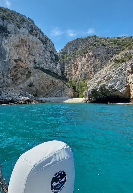 Sesimbra: Secret Bays and Beaches Boat Tour With Snorkeling - Activities and Equipment