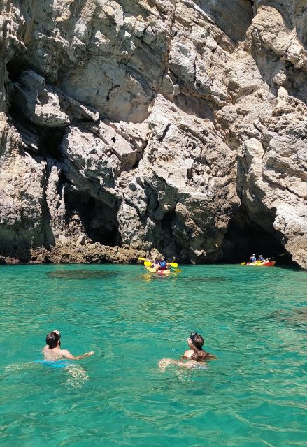 Sesimbra: Secret Bays and Beaches Boat Tour With Snorkeling - Language Options