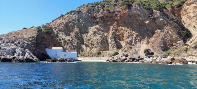 Sesimbra: Secret Bays and Beaches Boat Tour With Snorkeling - Cancellation Policy