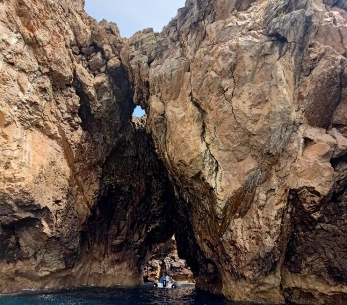 Sesimbra: Sesimbra and Espichel Grotto Tour - Frequently Asked Questions