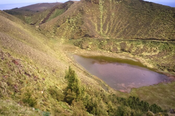Sete Cidades Full-Day 4WD Tour From Ponta Delgada With Hiking - Inclusions and Logistics