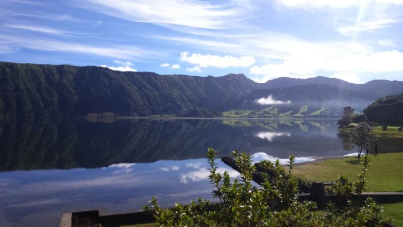 Sete Cidades: Full Day Jeep Tour and Walking Trail - Booking and Cancellation