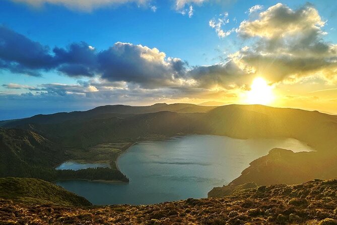 Sete Cidades - Nature Lovers - Private Jeep Tour With Local Guide - Azorean Way of Life