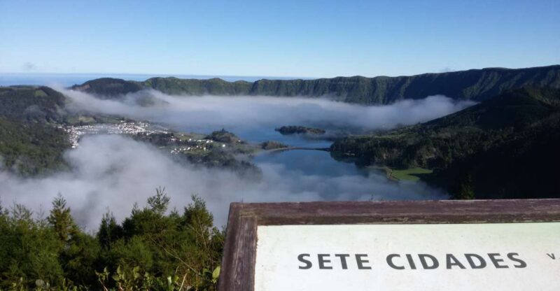 Sete Cidades Private Tour 2 People - Language Options