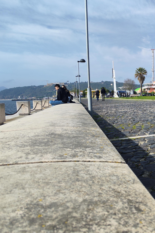 Setúbal Walking Tour With Gastronomic Tasting - Key Points