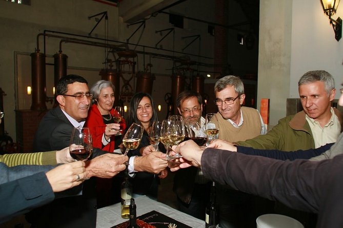 Setubal Winery Private Tour Including Lunch at Sesimbra Beach - Personalized Small-Group Experience