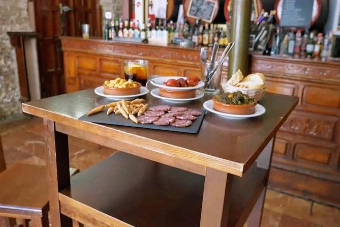Sevilla Food Tour: Tapas, Wine, History & Traditions - Accessibility and Transportation Considerations