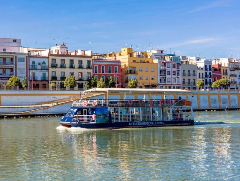 Sevilla: Hop-On Hop-Off & Walking Tours, Cruise & Flamenco - Hop-On Hop-Off Bus Tour