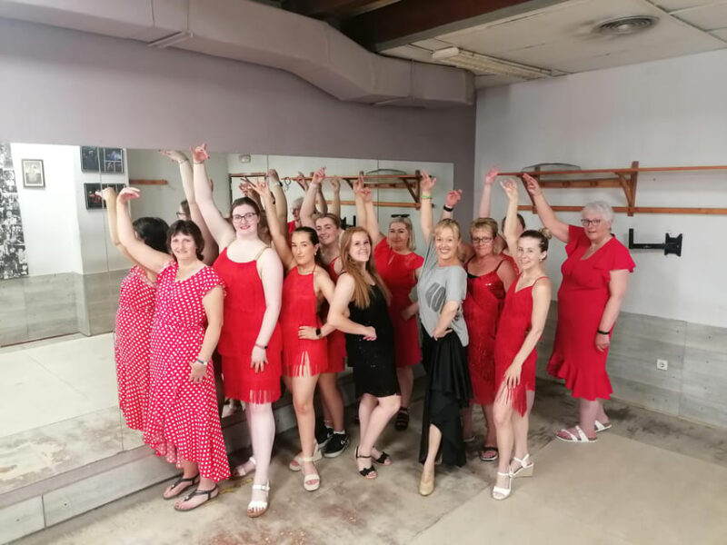 Sevilla: Latin Dance and Salsa Class Experience - Key Points