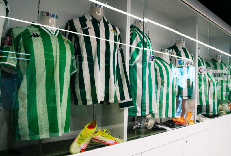 Sevilla: Real Betis Tour at the Benito Villamarín Stadium - Explore the Stadiums History