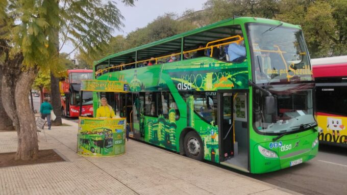 Seville: 2-Day Hop-on Hop-off Bus Ticket - Languages and Accessibility