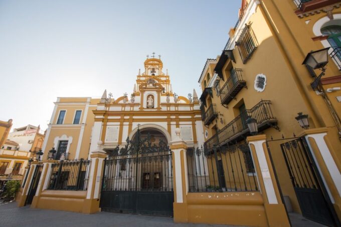 Seville: 3-Hour Guided Walking Tour & Palacio De Las Dueñas - Discovering Macarena Neighborhood