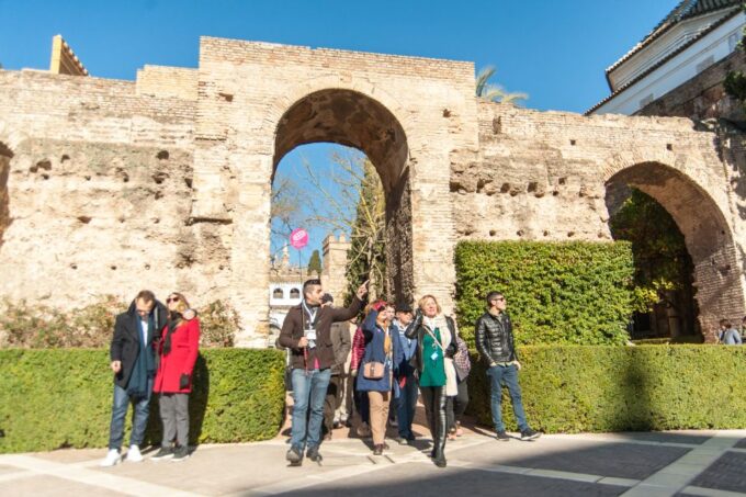 Seville: Alcázar and Cathedral Entry Ticket and Guided Tour - Age Restrictions and Prohibited Items