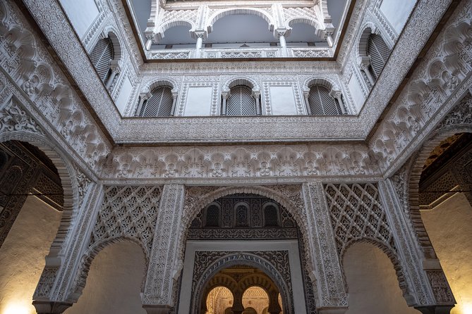 Seville Alcázar: Guided Premium Tour With Priority Entrance - Cancellation and Amendments Policy