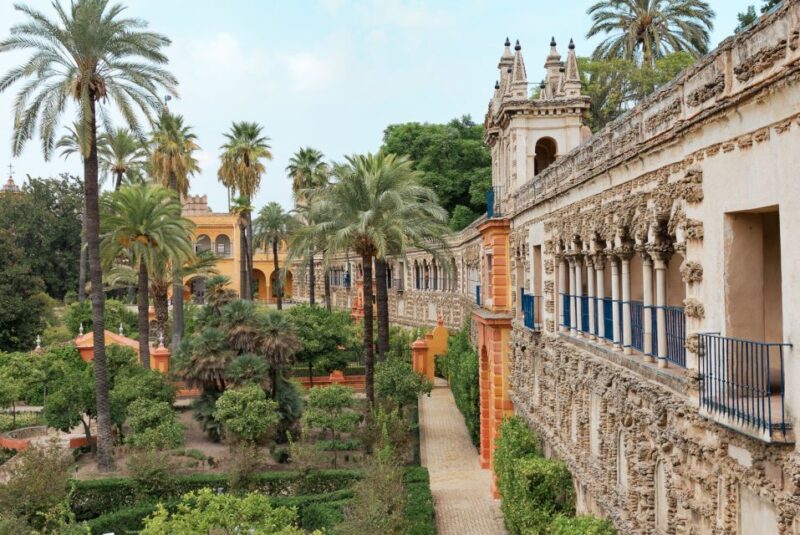 Seville: Alcazar Skip-The-Line Guided Tour With Tickets - Customer Feedback